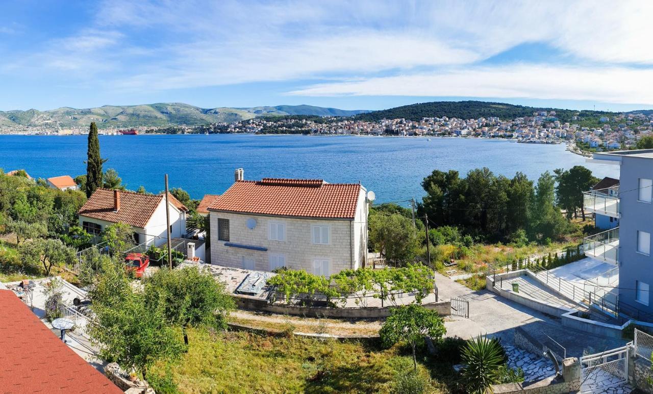 Villa Uno Трогир Экстерьер фото